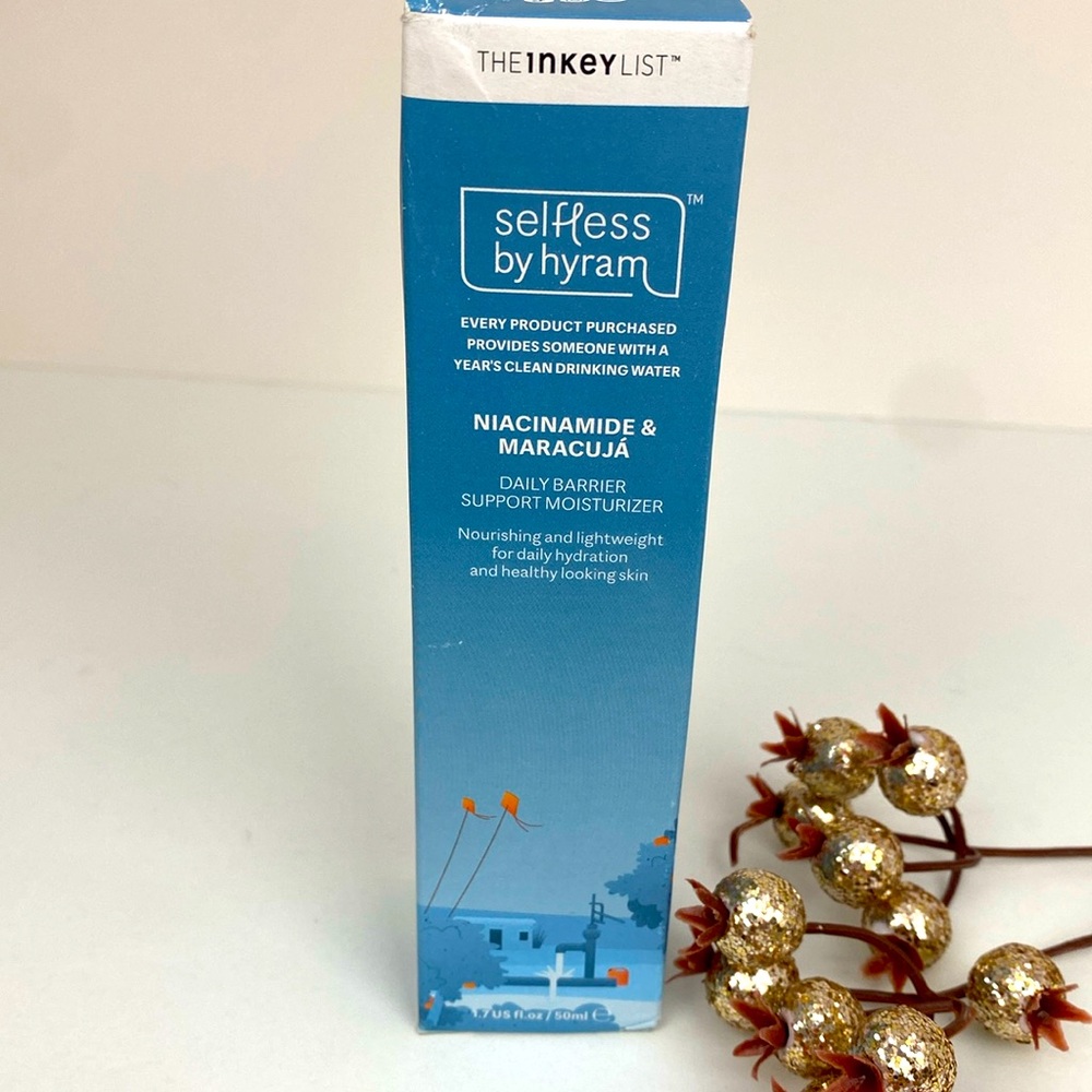 SELFLESS BY HYRAM - NEW Niacinamide & Maracujá Daily Barrier Support Moisturizer